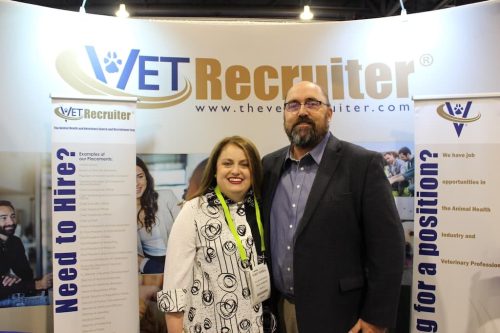 the-vet-recruiter-photo-gallery-2023-AVMA-Stacy-and-Dr.-Moore-AVMA
