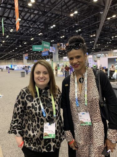 the-vet-recruiter-photo-gallery-Stacy-with-Dr.-Pam-Hale