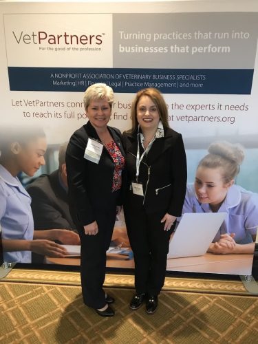 the-vet-recruiter-photo-gallery-Stacy-with-Dr.-Wendy-Hauser